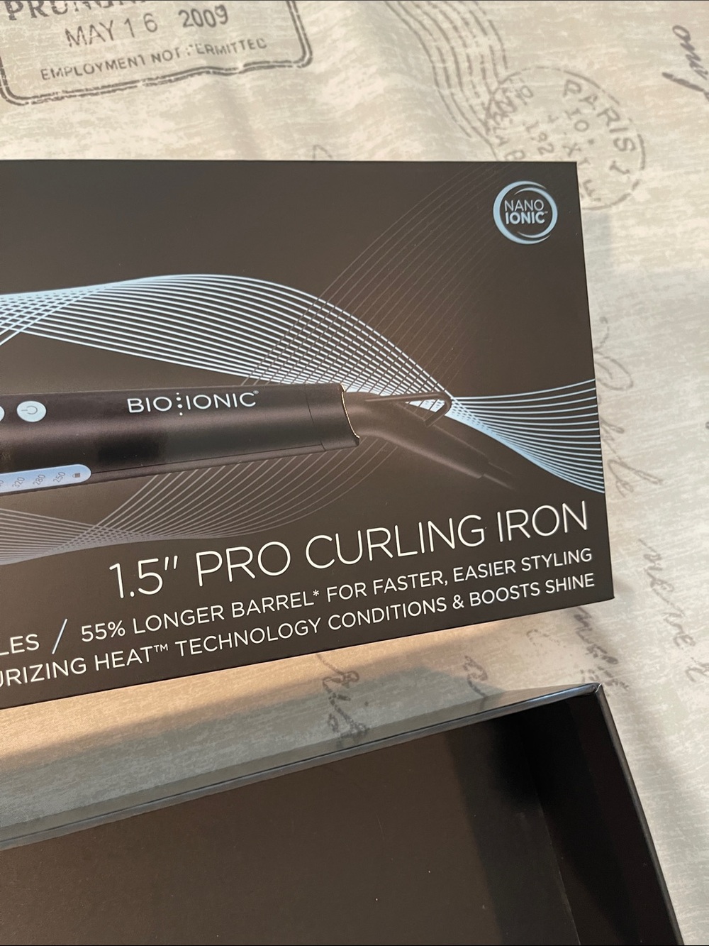 BIO IONIC Long Barrel Styler 1.5" Pro Curling Iron in Black - Picture 5 of 9